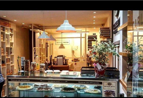 Scarlett Cakes & Deli